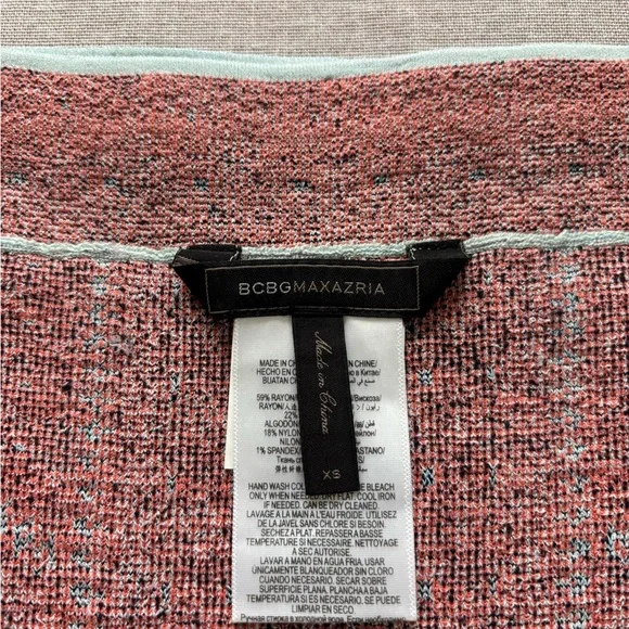 BCBG Max Azria pastel bodycon pencil skirt. - Picture 6 of 10